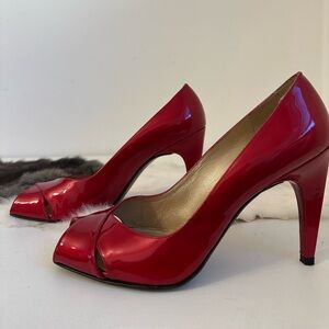 STUART WEITZMAN CHERRY RED HEELS, SIZE: 10 M